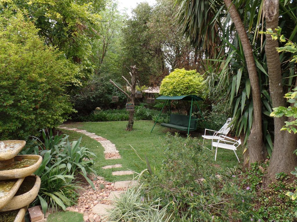 Old Umtali Guest House Johannesburg Exterior photo