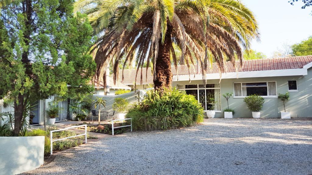 Old Umtali Guest House Johannesburg Exterior photo